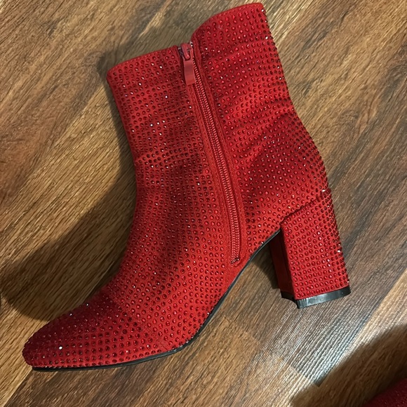 HESTER-15 Red TOP MODA - Picture 2 of 4